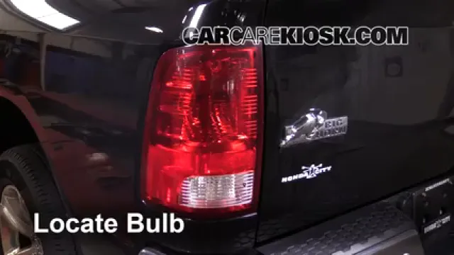 2014 Ram 1500 Big Horn 3.6L V6 FlexFuel Crew Cab Pickup Luces Luz de giro trasera (reemplazar foco)